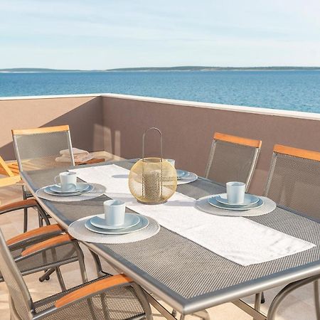 Villa Eni Apartments 1 Мандре Экстерьер фото