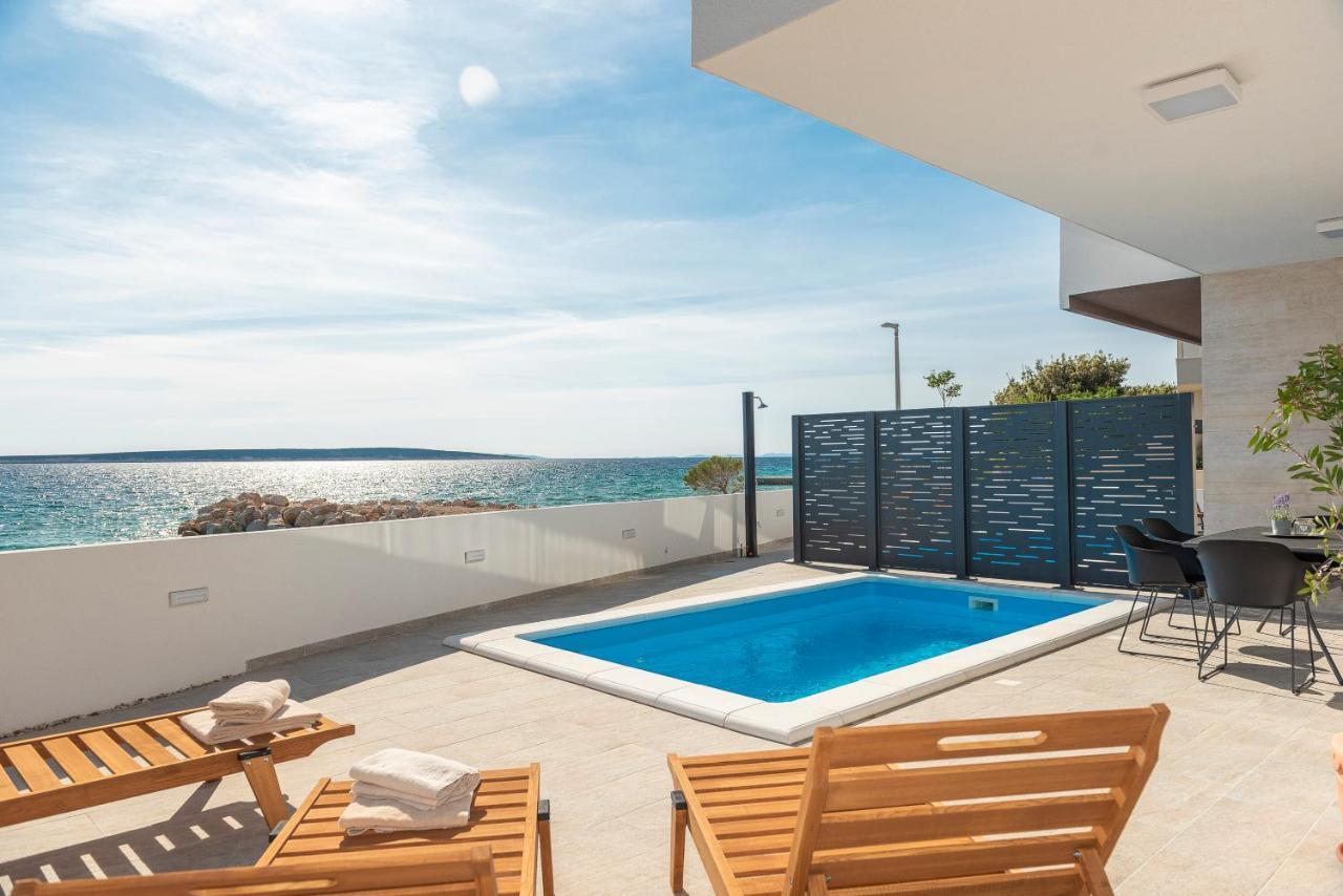 Villa Eni Apartments 1 Мандре Экстерьер фото