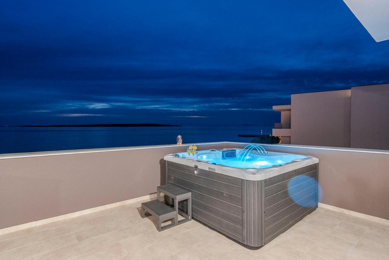 Villa Eni Apartments 1 Мандре Экстерьер фото