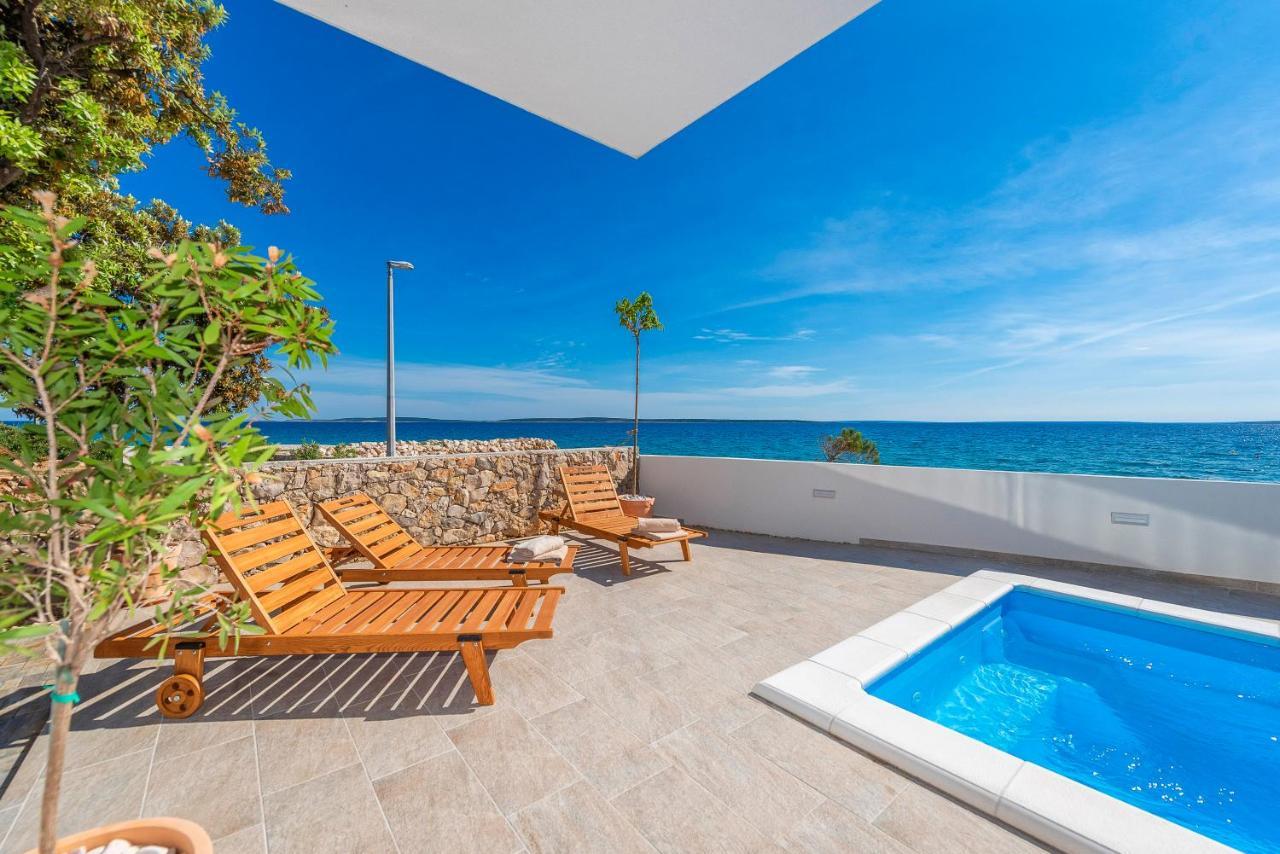Villa Eni Apartments 1 Мандре Экстерьер фото