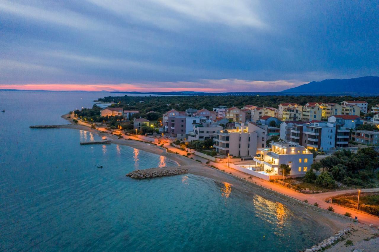 Villa Eni Apartments 1 Мандре Экстерьер фото
